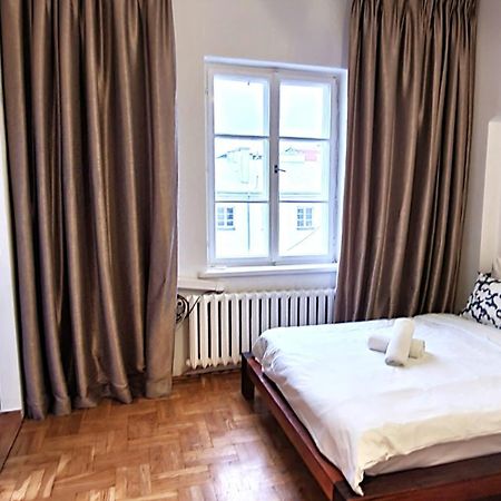 Art Dreams Apartament Chmielna 5 Warschau Exterior foto