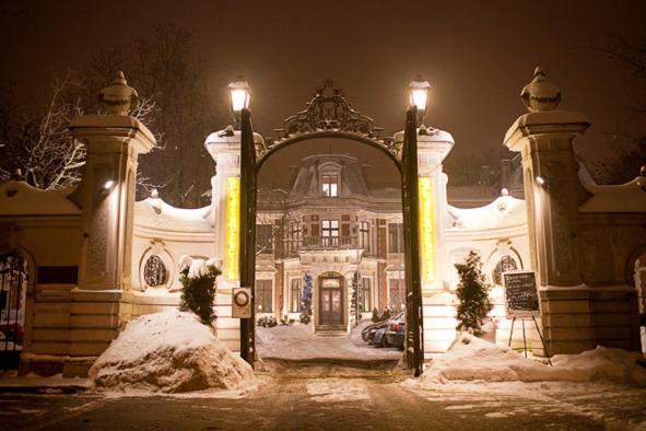 Art Dreams Apartament Chmielna 5 Warschau Exterior foto